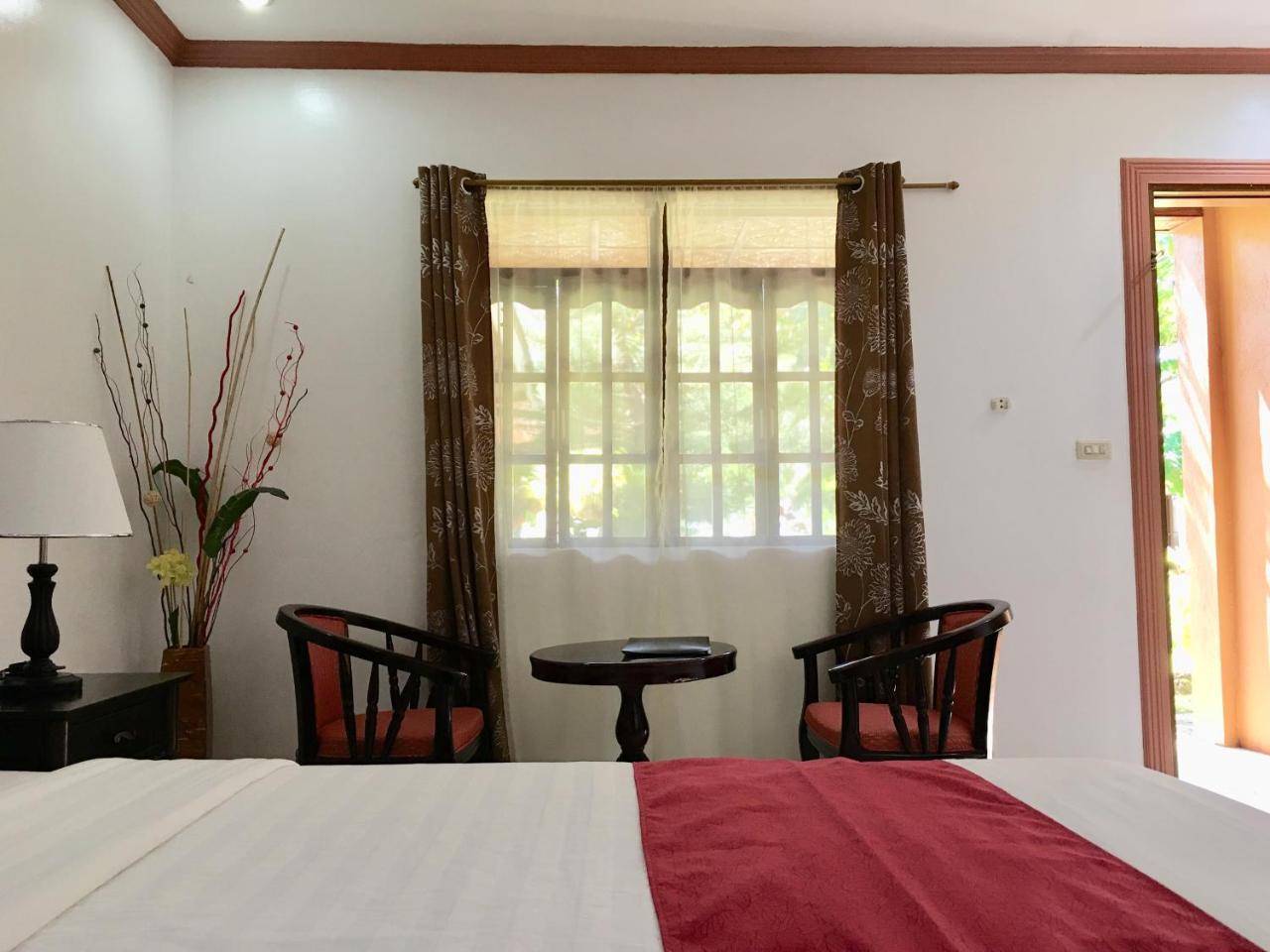 Anda White Beach Resort Exterior photo