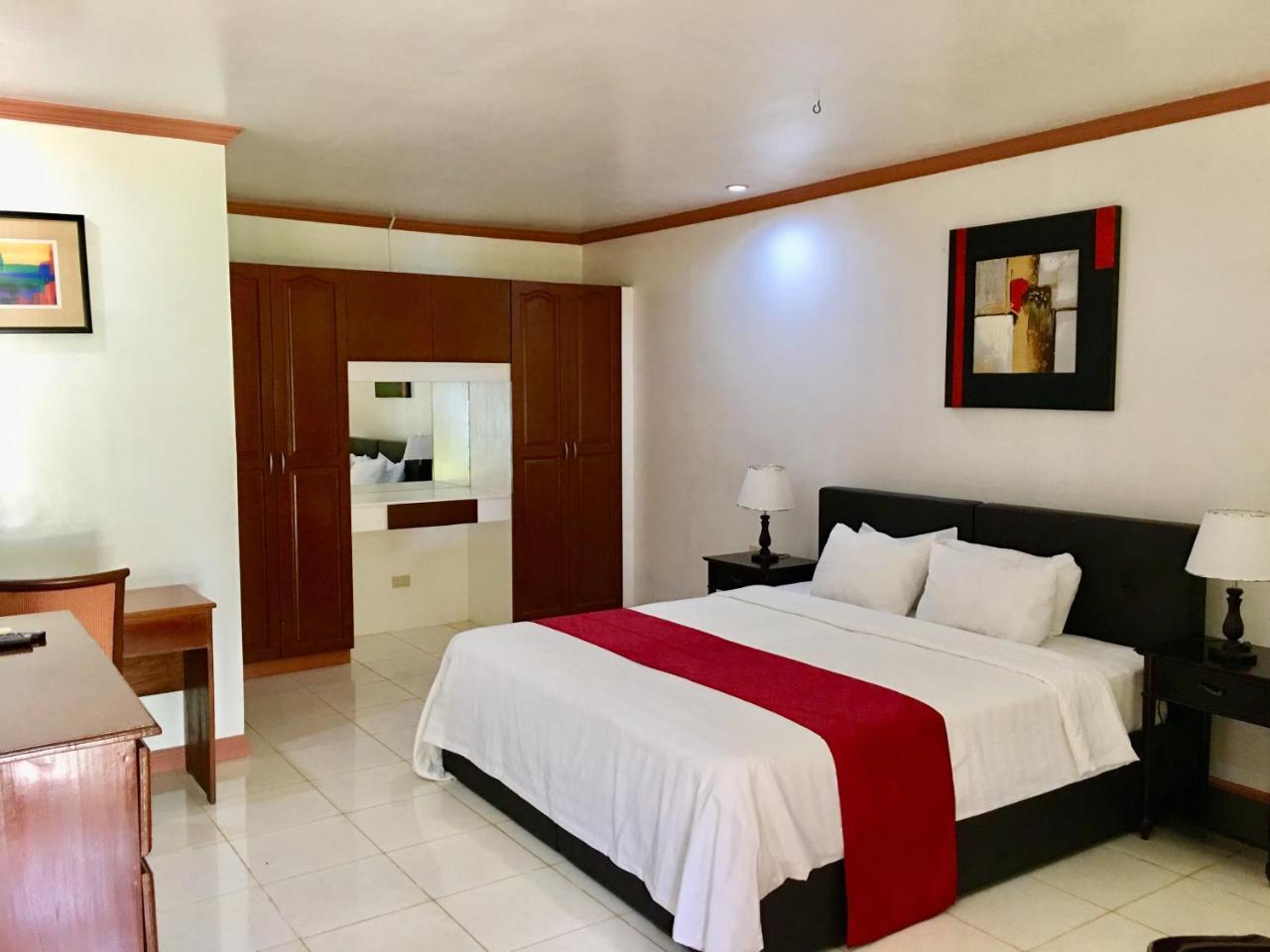 Anda White Beach Resort Exterior photo